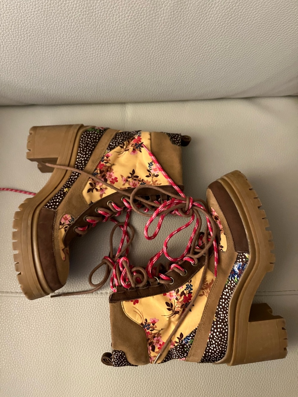 Gianni Bini Women's Floral Lace-Up Platform Boots in Tan and Pink Size 6